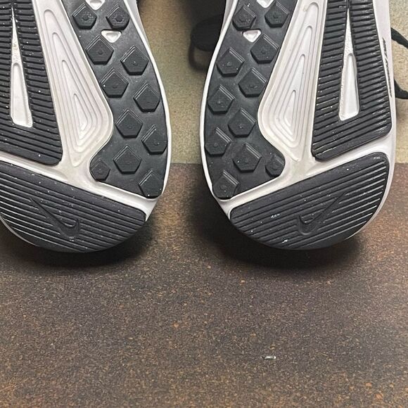 Nike Run Swift 909006-009 Women's Black Running Shoes Size 8M - Picture 16 of 16